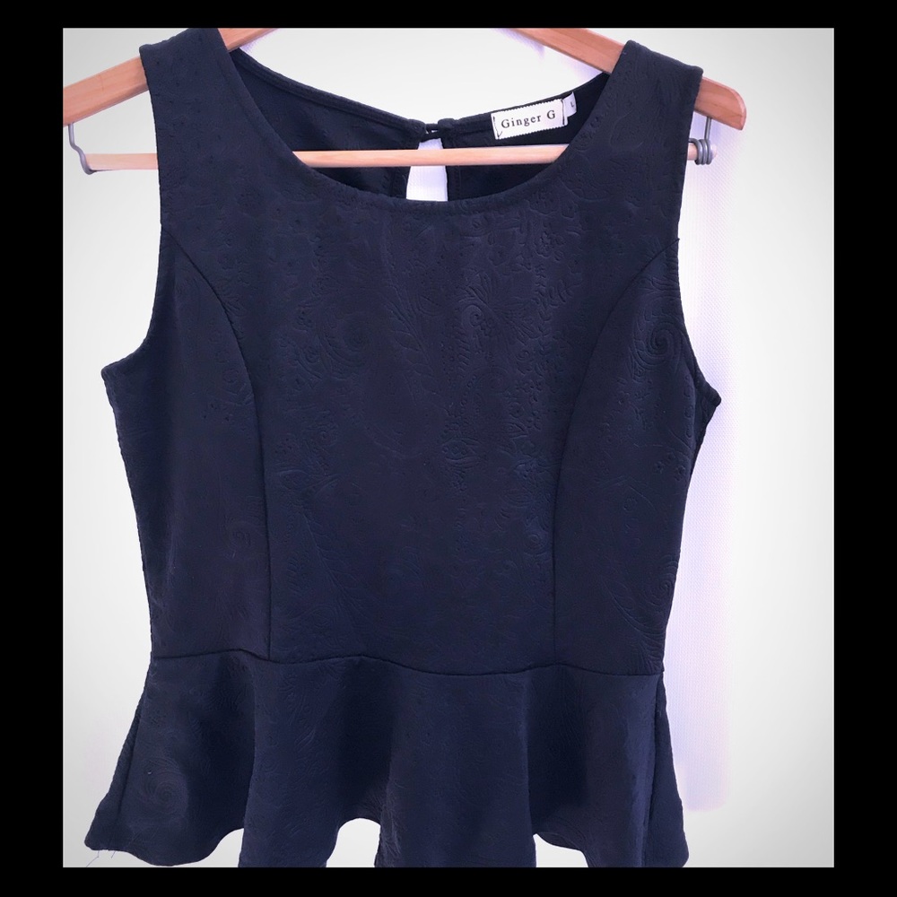 Ginger G. Black peplum top Size L